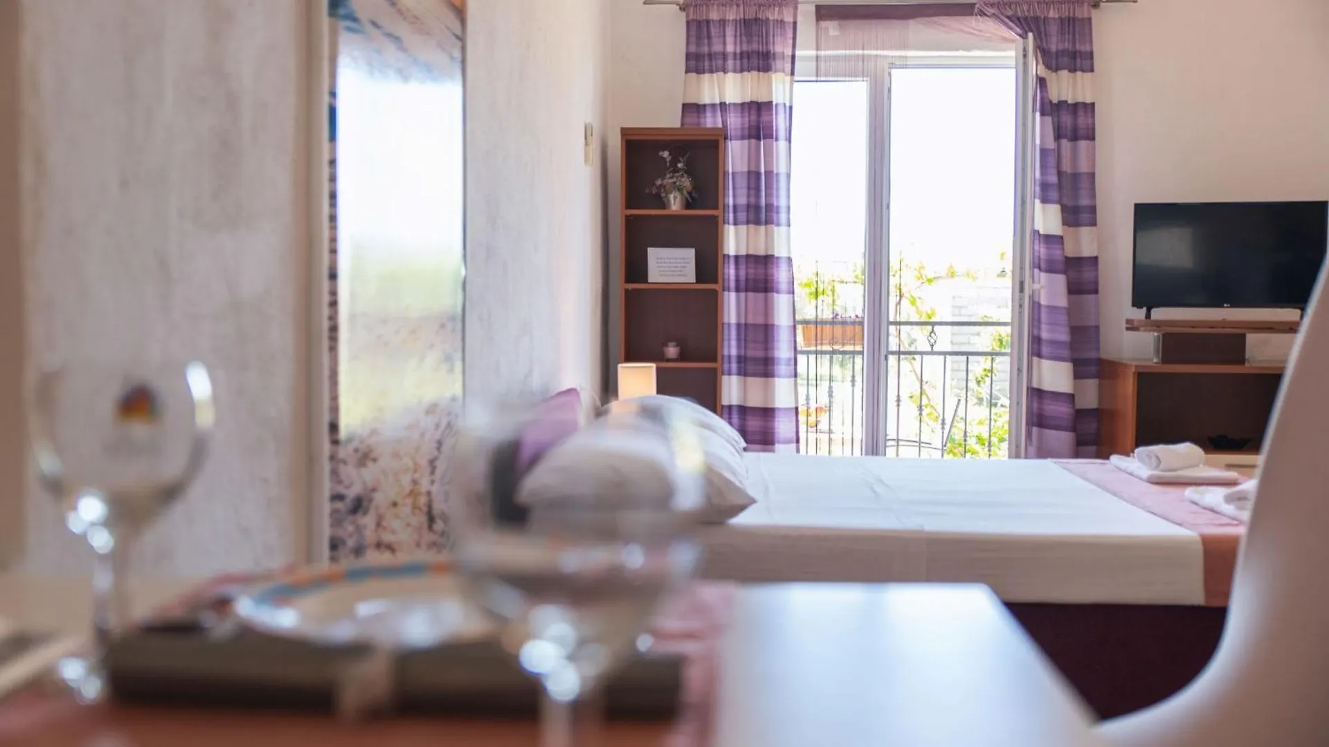 Tranquil And Stylish Apartment Kastel Novi Kastela